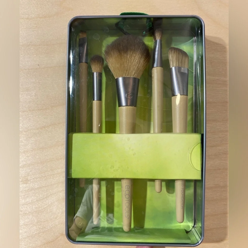 Ecotools Set of 5 Makeup Brushes (EM)